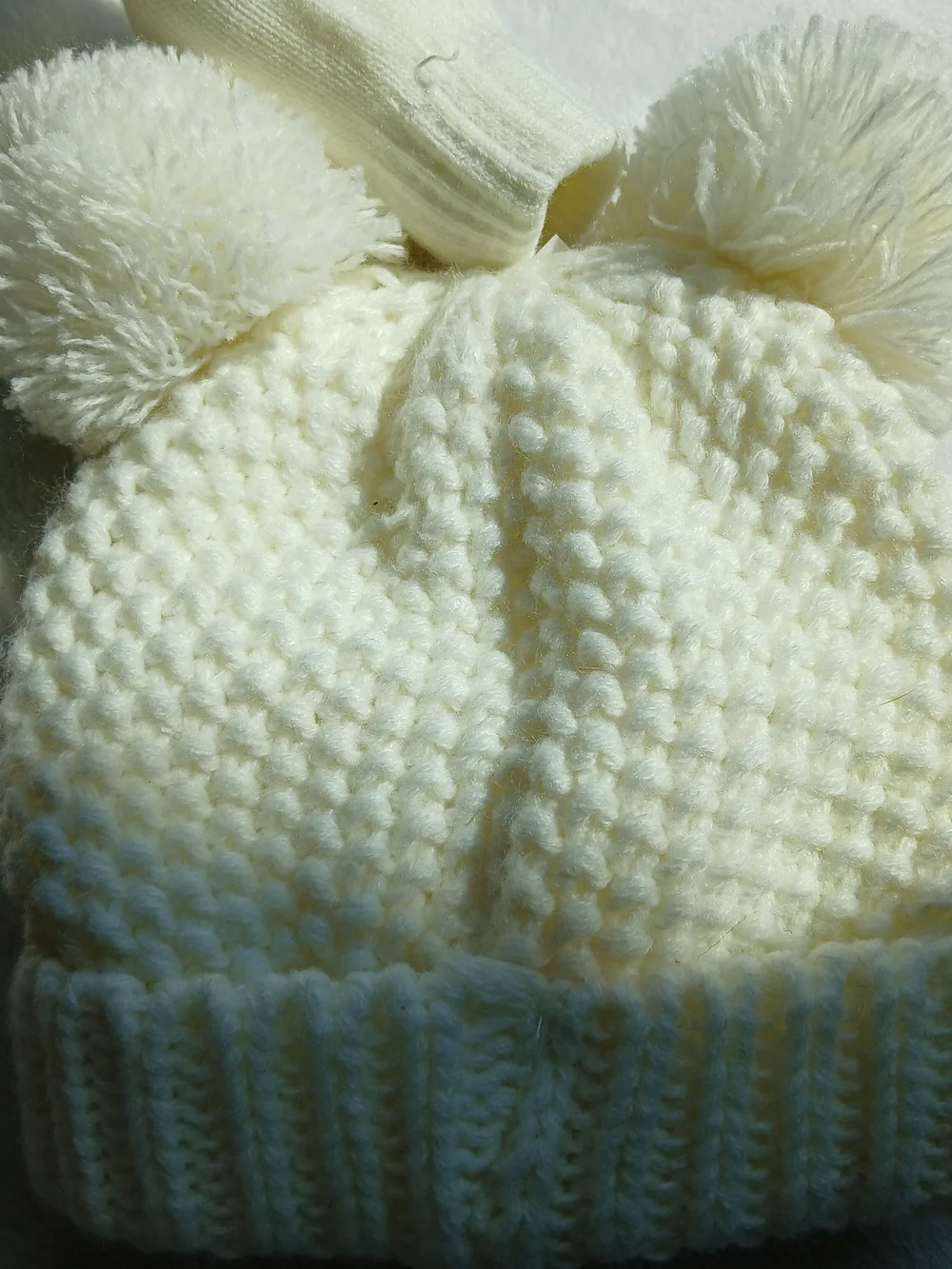 Capelli of New York Cream Knit Pom Pom Hat & Mittens Set - Baby 12-24 Months